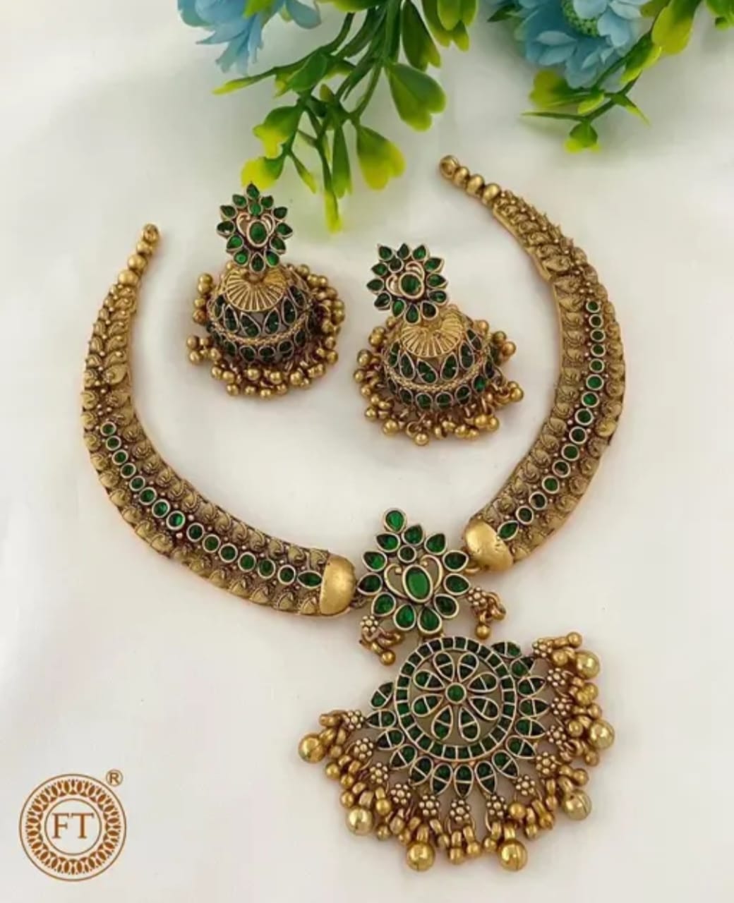 Necklace & Earrings Set